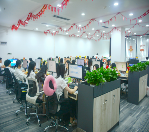 萬(wàn)聯(lián)芯規(guī)范整潔的辦公環(huán)境